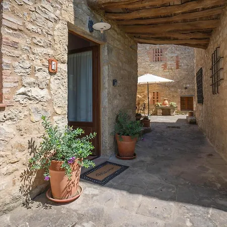 Chiara House In Galenda Hébergement de vacances *